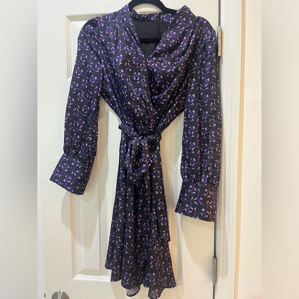 Elie Tahari Long Sleeve Dress
